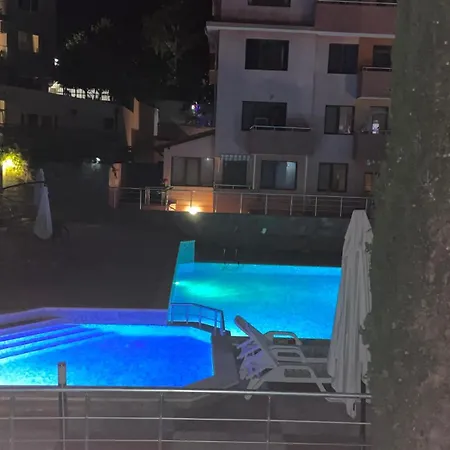 Luxus Und Komfort Im Vista Komplex Appartamento *