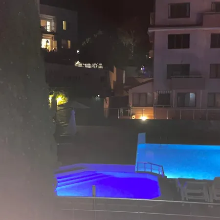 Luxury With Pool Near Yacht Marina & -sveti Appartement *